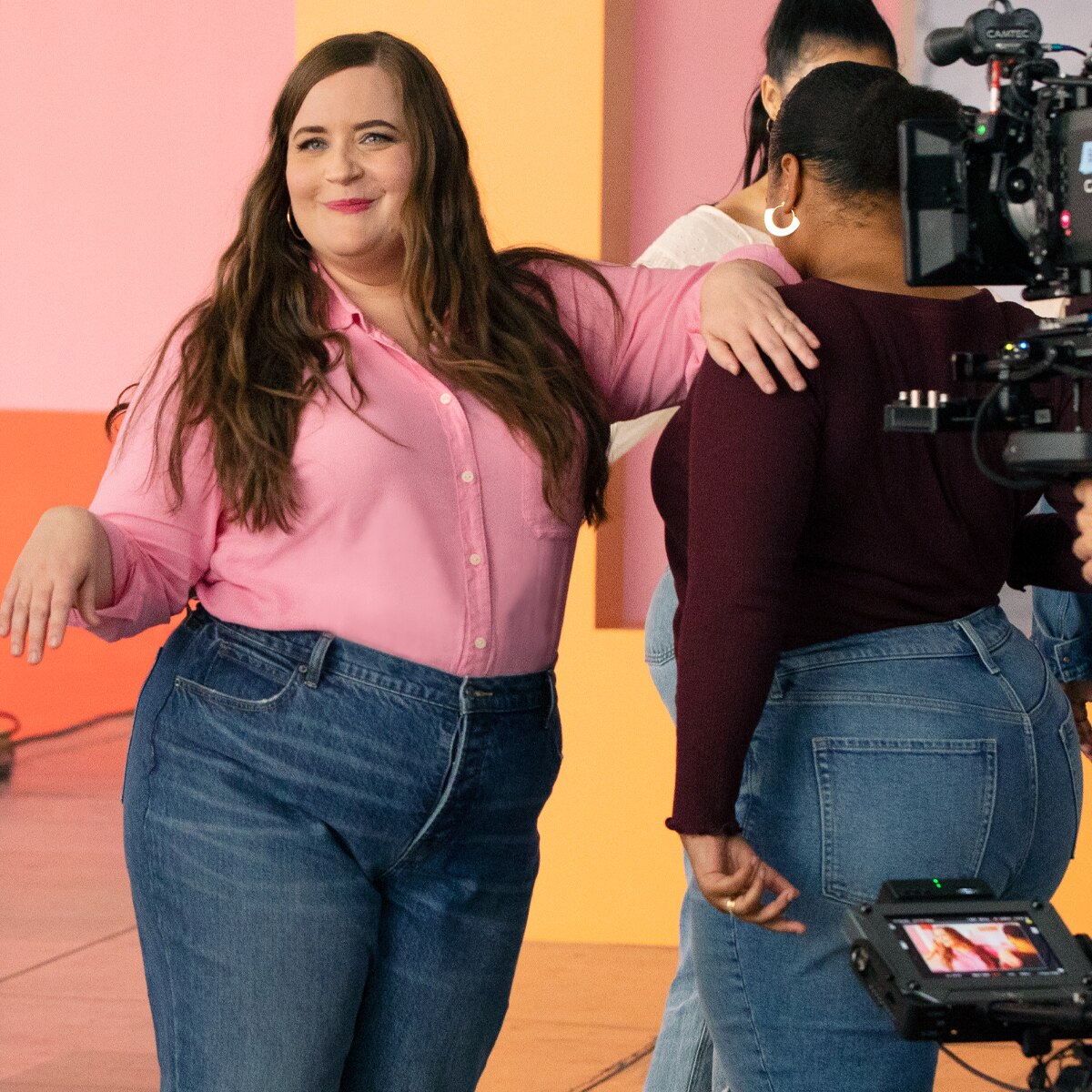 Aidy Bryant Teams up With Old Navy to ...